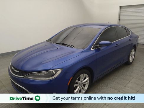 Used 2017 Chrysler 200 Limited Platinum FWD image 1