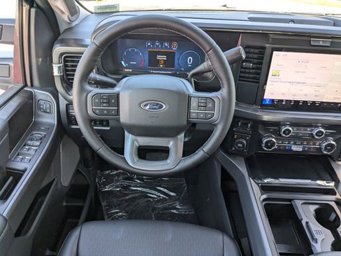 New 2026 Ford F250 Lariat w/ FX4 Off-Road Package image 18