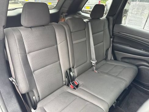 Used 2019 Jeep Grand Cherokee Laredo AWD/4WD image 21