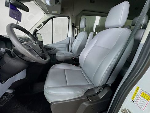 Used 2018 Ford Transit 150 XL RWD image 23