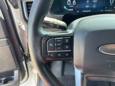 Used 2024 Ford Expedition Max Platinum AWD/4WD image 16