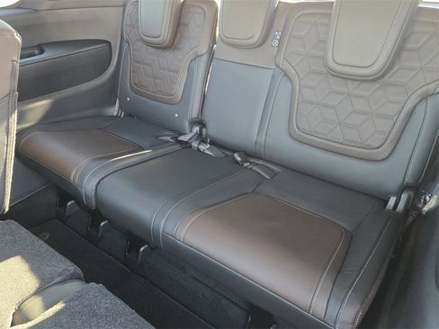 New 2026 Nissan Armada Platinum image 24