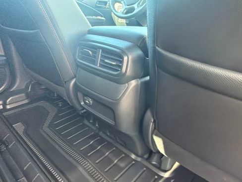 Used 2025 Honda Ridgeline TrailSport image 13