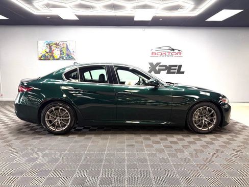 Used 2020 Alfa Romeo Giulia RWD image 17
