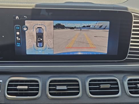 Certified 2026 Mercedes-Benz GLS 450 4MATIC image 20