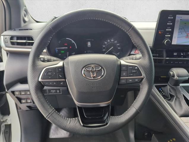 Certified 2023 Toyota Sienna XSE AWD/4WD image 15