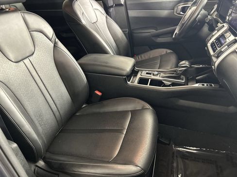 Used 2022 Kia Sorento EX FWD image 26