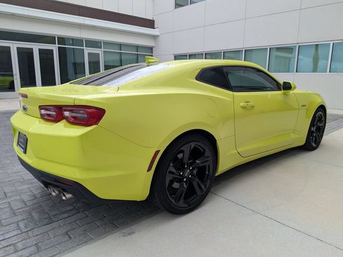 Used 2020 Chevrolet Camaro LT RWD image 6