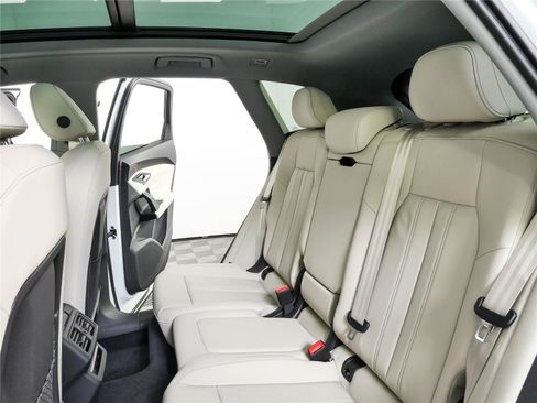 New 2026 Audi Q5 Premium AWD/4WD image 20