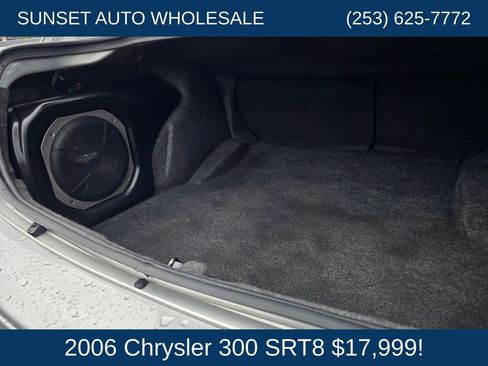 Used 2006 Chrysler 300 SRT8 w/ SRT Option Group II RWD image 24