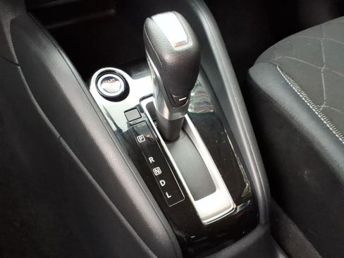 Used 2020 Nissan Kicks S FWD image 22