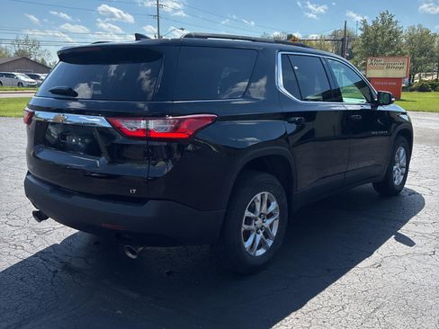 Used 2021 Chevrolet Traverse LT FWD image 5