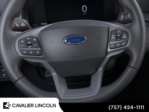 Used 2026 Ford Explorer Active w/ Active Comfort Package AWD/4WD image 12