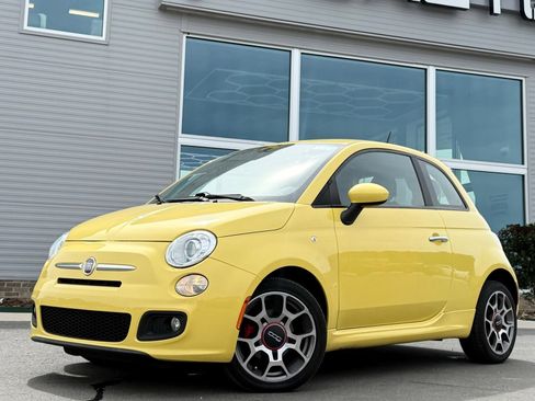 Used 2013 FIAT 500 Sport FWD image 1