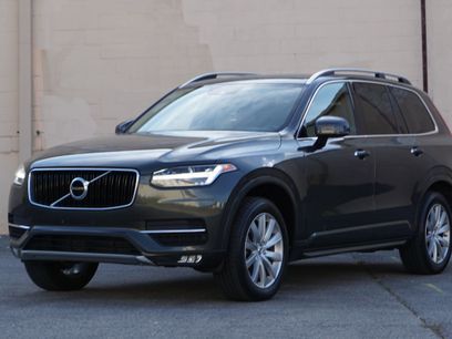 Used 2018 Volvo XC90 T5 Momentum