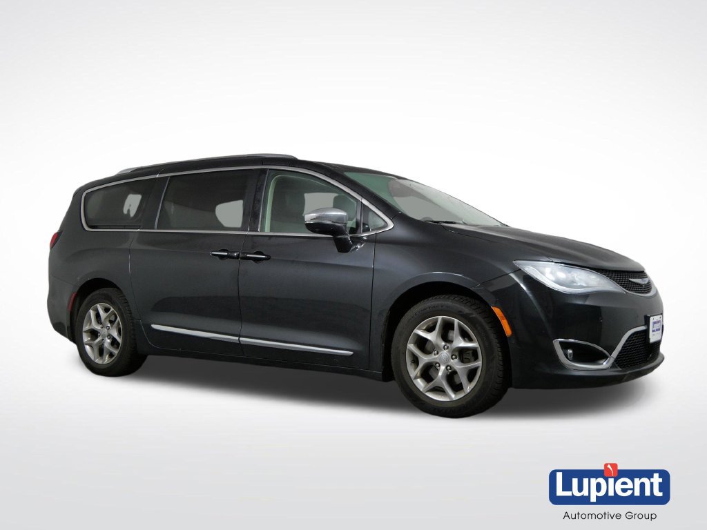 Used 2019 Chrysler Pacifica Limited FWD image 1