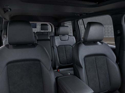 New 2026 Jeep Grand Cherokee L 4WD image 27