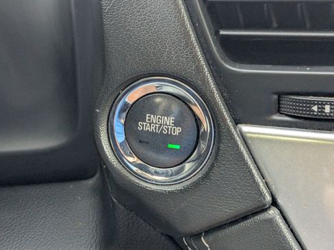 Used 2020 Chevrolet Tahoe Premier AWD/4WD image 24