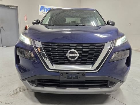 Used 2023 Nissan Rogue S FWD image 2