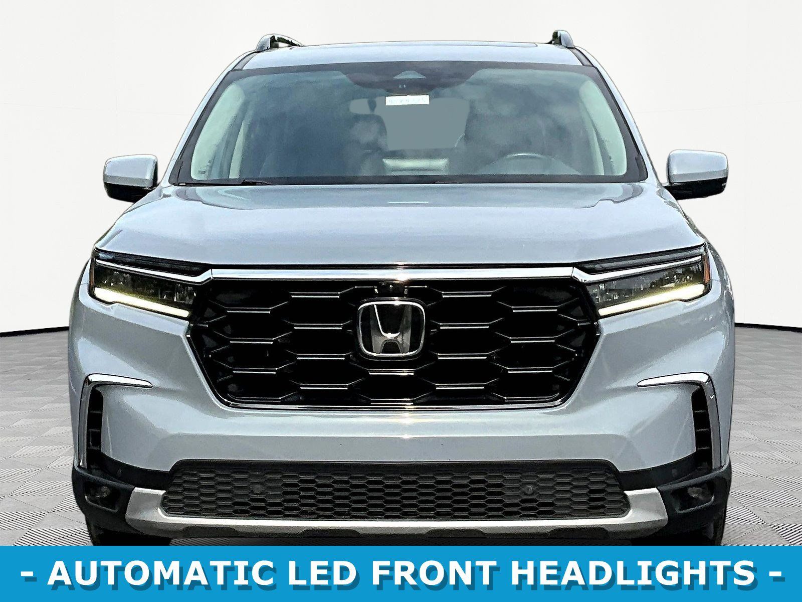 Used 2023 Honda Pilot Elite image 2