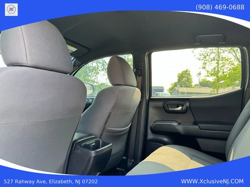Used 2019 Toyota Tacoma Limited image 28