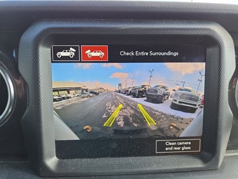 Used 2022 Jeep Wrangler Unlimited Rubicon image 23