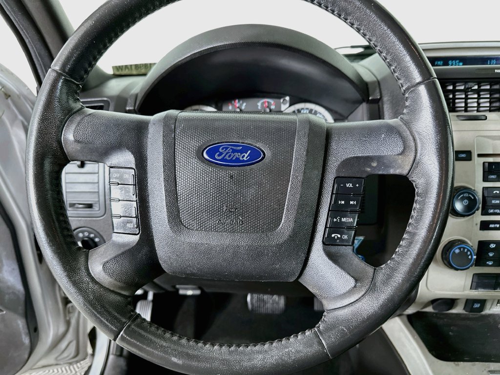 Used 2011 Ford Escape XLT w/ 202A Rapid Spec Order Code FWD image 18
