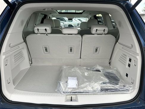 New 2026 Buick Enclave Avenir w/ Super Cruise Package image 28