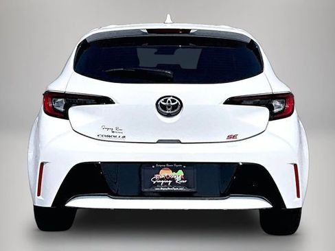 Used 2025 Toyota Corolla SE FWD image 6