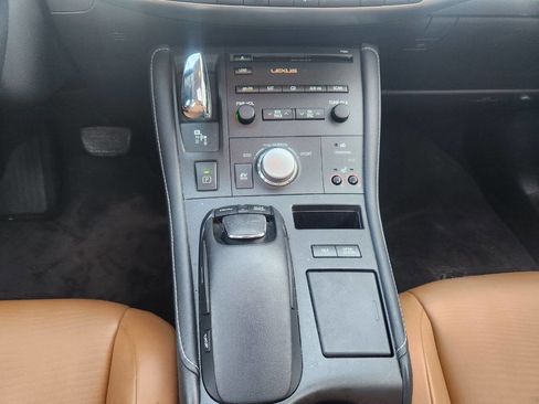 Used 2011 Lexus CT 200h Premium w/ Premium Audio Pkg image 17