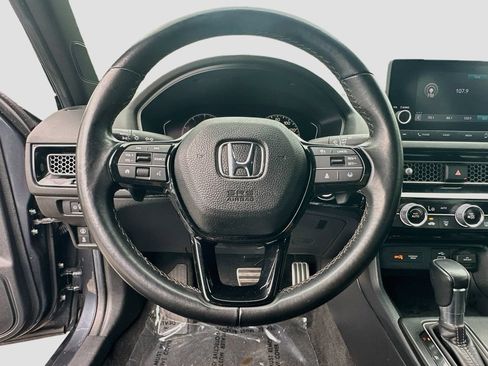 Used 2024 Honda Civic Sport image 11