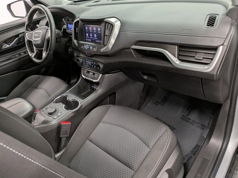 Used 2022 GMC Terrain SLE w/ Driver Convenience Package image 29