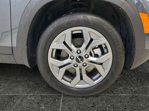 Used 2024 Kia Seltos S image 9