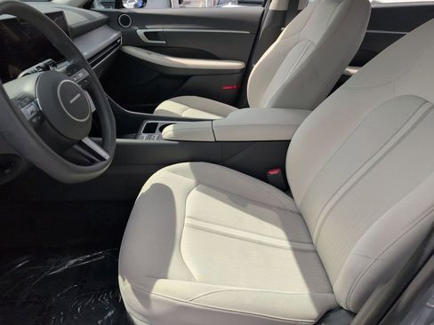 Used 2025 Hyundai Sonata SEL FWD image 24