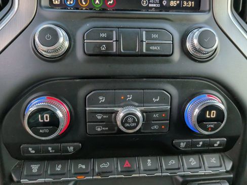 Used 2023 GMC Sierra 2500 Denali w/ Denali Ultimate Package image 31