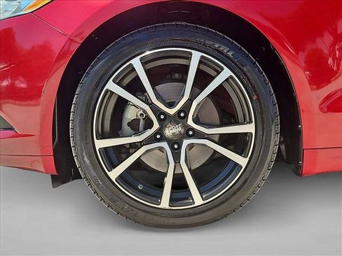 Used 2015 Ford Fusion SE FWD image 22