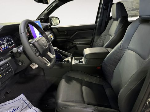 New 2026 Toyota 4Runner 4WD image 11