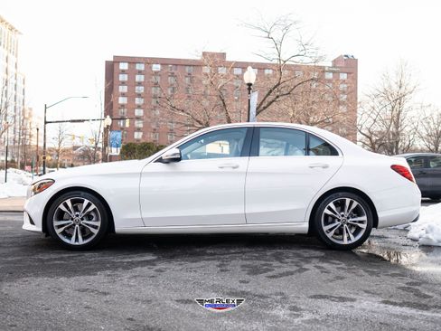Used 2021 Mercedes-Benz C 300 Sedan image 4