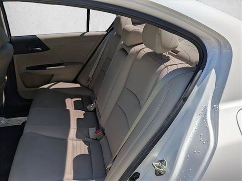 Used 2017 Honda Accord EX-L image 17