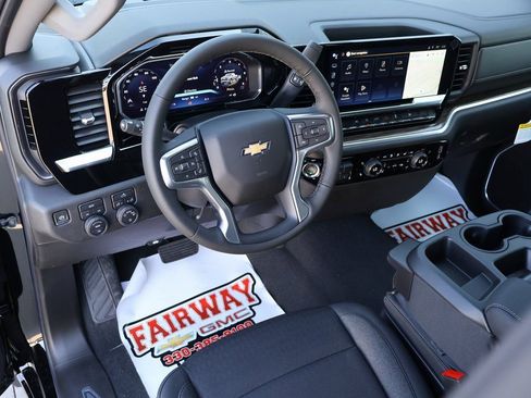New 2026 Chevrolet Silverado 1500 LT image 24