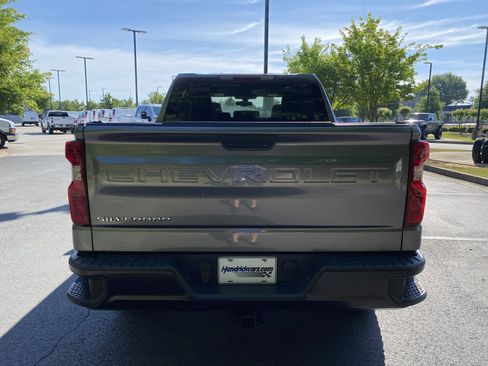Used 2021 Chevrolet Silverado 1500 W/T w/ WT Value Package AWD/4WD image 8