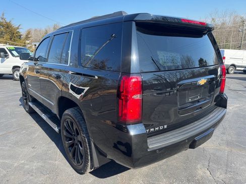 Used 2018 Chevrolet Tahoe LT w/ LT Signature Package image 3