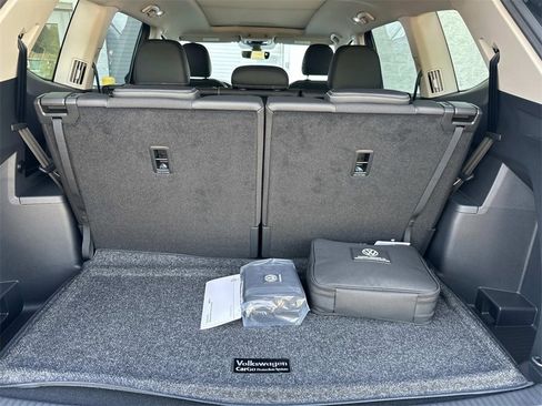 New 2025 Volkswagen Atlas SEL image 25