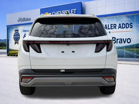 Used 2025 Hyundai Tucson SEL FWD image 6