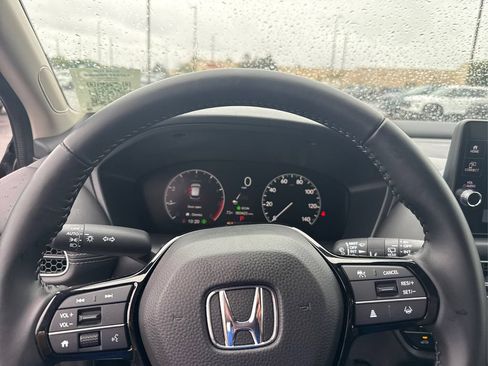 Used 2026 Honda HR-V EX-L image 13