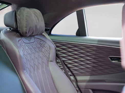 Used 2023 Bentley Flying Spur S V8 AWD/4WD image 39