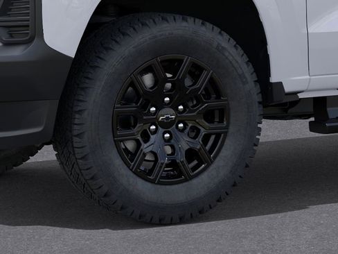 New 2026 Chevrolet Colorado W/T w/ WT Custom Package AWD/4WD image 9