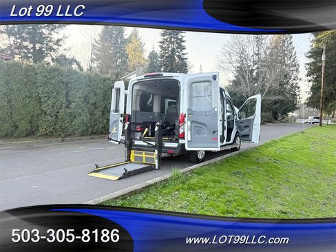 Used 2018 Ford Transit 150 XL image 22