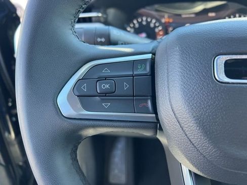 Used 2024 Jeep Compass Latitude w/ Altitude Special Edition image 14