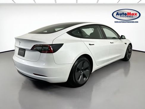 Used 2023 Tesla Model 3 Standard Range RWD image 2